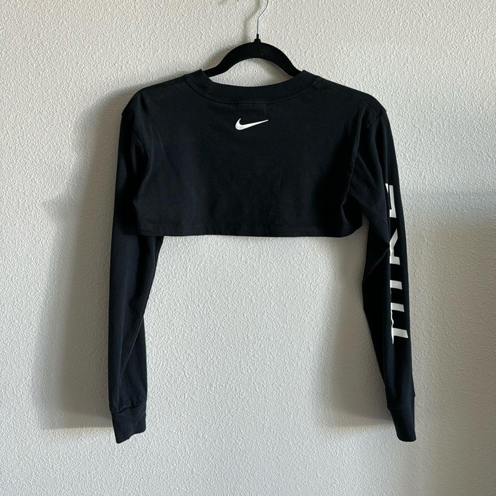 Nike Crop Top